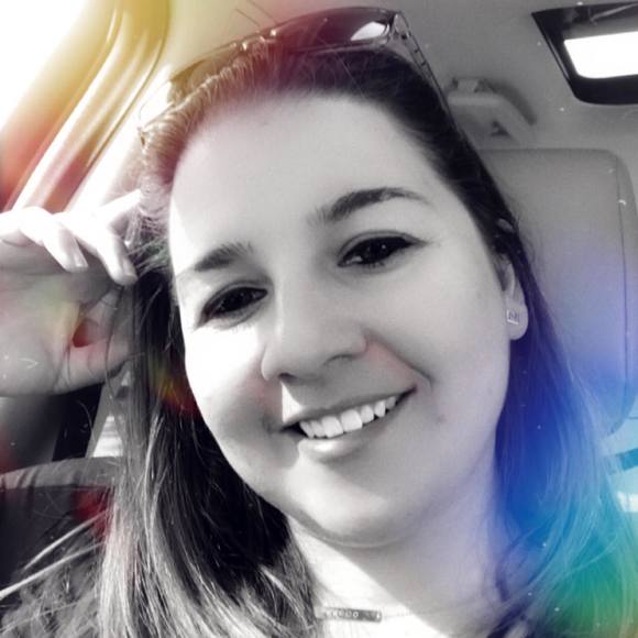 Meet your Posher, Leanne - Picture 1 of 1